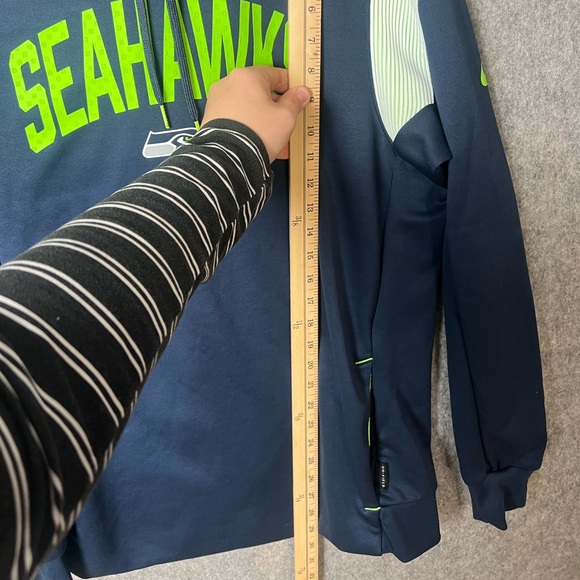 NFL Nike Men Large Navy and Green Therma-Fit Pullover Hoodie - Picture 5 of 10